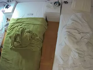 Julmodels Bedroom-D5's Live Sex Cam Show