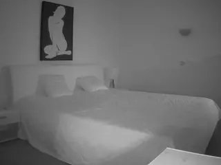 Julmodels Bedroom-E2's Live Sex Cam Show