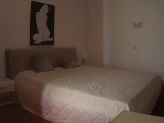 Julmodels Bedroom-E2's Live Sex Cam Show