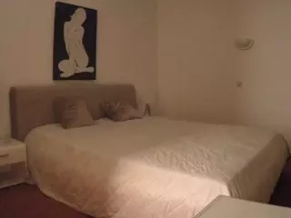 Julmodels Bedroom-E2's Live Sex Cam Show