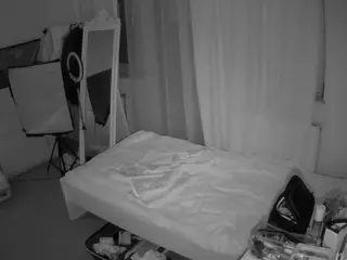 Julmodels Bedroom-E3's Live Sex Cam Show