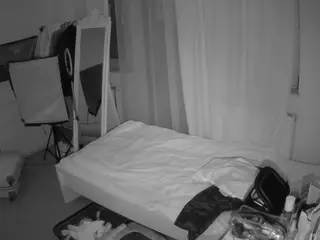 Julmodels Bedroom-E3's Live Sex Cam Show