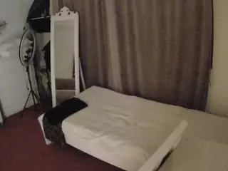 Julmodels Bedroom-E3's Live Sex Cam Show