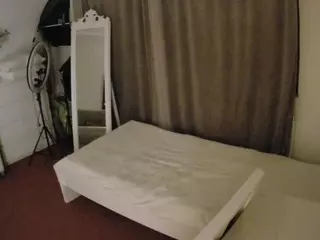 Julmodels Bedroom-E3's Live Sex Cam Show