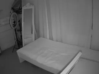 Julmodels Bedroom-E3's Live Sex Cam Show