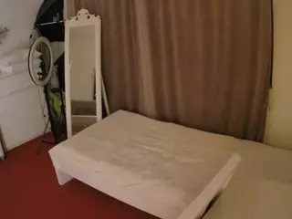 Julmodels Bedroom-E3's Live Sex Cam Show