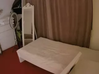Julmodels Bedroom-E3's Live Sex Cam Show
