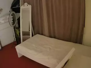 Julmodels Bedroom-E3's Live Sex Cam Show