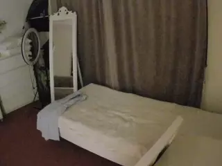 Julmodels Bedroom-E3's Live Sex Cam Show