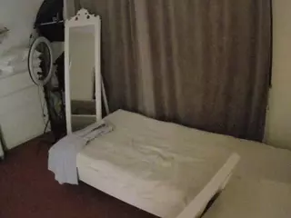 Julmodels Bedroom-E3's Live Sex Cam Show
