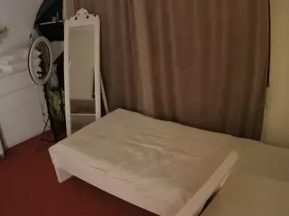 Julmodels Bedroom-E3's Live Sex Cam Show