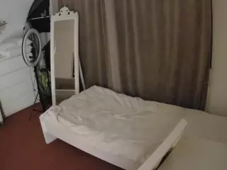 Julmodels Bedroom-E3's Live Sex Cam Show