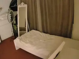 Julmodels Bedroom-E3's Live Sex Cam Show