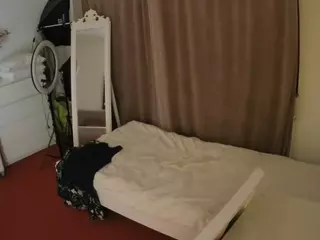 Julmodels Bedroom-E3's Live Sex Cam Show