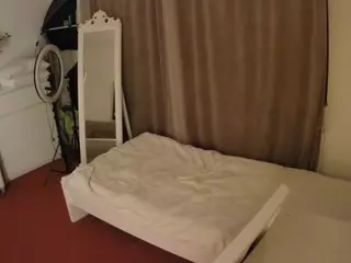 Julmodels Bedroom-E3's Live Sex Cam Show