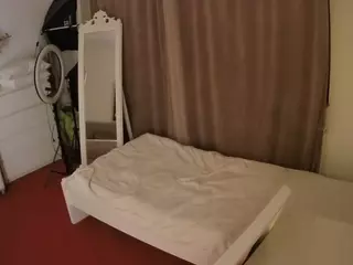 Julmodels Bedroom-E3's Live Sex Cam Show