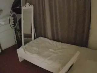 Julmodels Bedroom-E3's Live Sex Cam Show