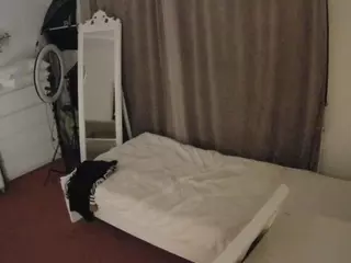 Julmodels Bedroom-E3's Live Sex Cam Show