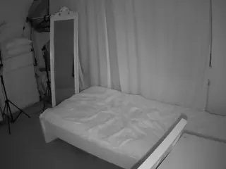 Julmodels Bedroom-E3's Live Sex Cam Show