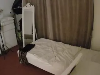 Julmodels Bedroom-E3's Live Sex Cam Show