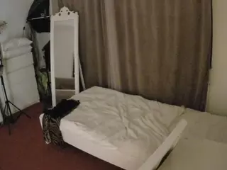 Julmodels Bedroom-E3's Live Sex Cam Show