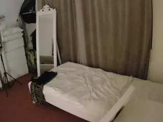 Julmodels Bedroom-E3's Live Sex Cam Show
