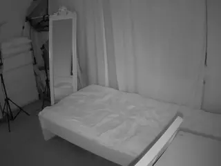 Julmodels Bedroom-E3's Live Sex Cam Show