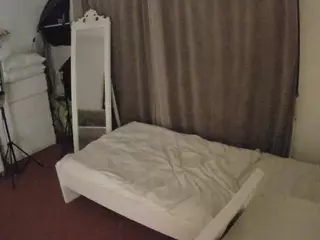Julmodels Bedroom-E3's Live Sex Cam Show