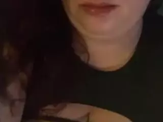 Tinythickthighs's Live Sex Cam Show