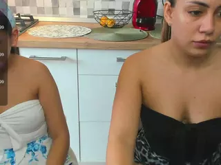 eveeevian's Live Sex Cam Show