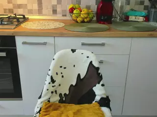 eveeevian's Live Sex Cam Show
