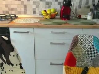 eveeevian's Live Sex Cam Show