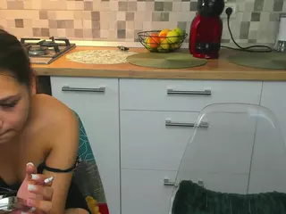 eveeevian's Live Sex Cam Show