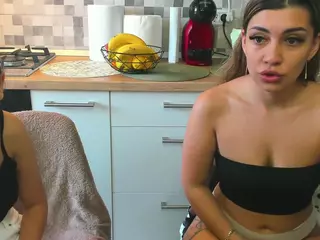 eveeevian's Live Sex Cam Show