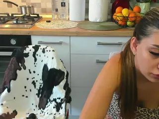 eveeevian's Live Sex Cam Show