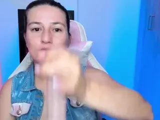 april-johnson's Live Sex Cam Show