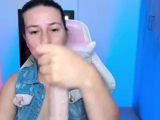 april-johnson's Live Sex Cam Show