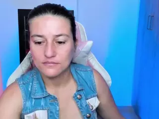 april-johnson's Live Sex Cam Show