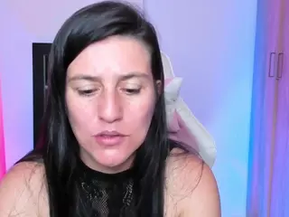 april-johnson's Live Sex Cam Show