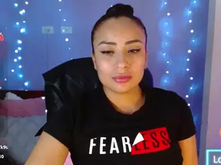 paulinag's Live Sex Cam Show