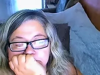 Lana's Live Sex Cam Show