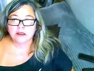 Lana's Live Sex Cam Show