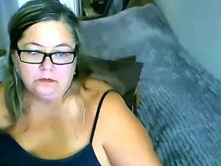 Lana's Live Sex Cam Show