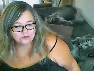 Lana's Live Sex Cam Show
