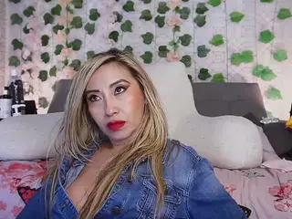 amelia-lov's Live Sex Cam Show