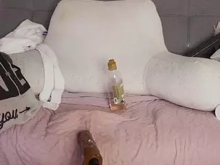 amelia-lov's Live Sex Cam Show