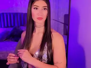 BriannaSalinas's Live Sex Cam Show