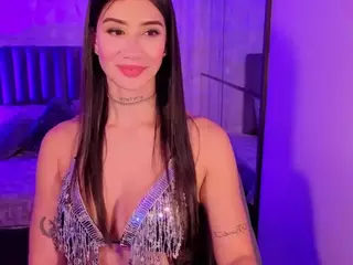 BriannaSalinas's Live Sex Cam Show