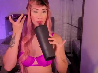 BriannaSalinas's Live Sex Cam Show