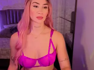 BriannaSalinas's Live Sex Cam Show